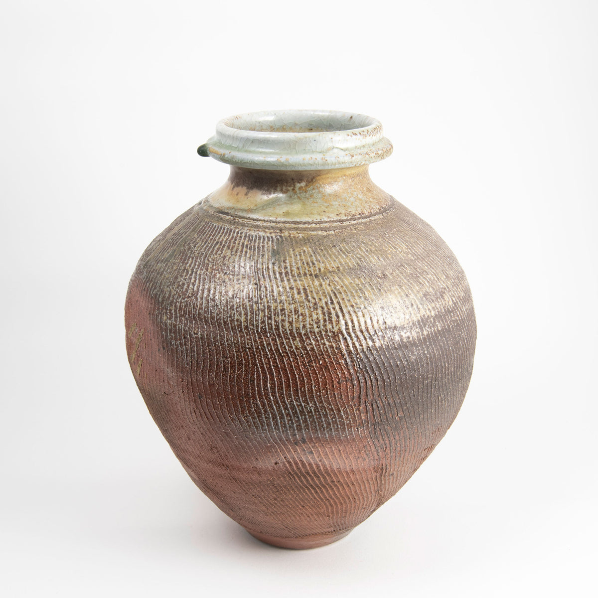 Vase texturé en frêne non émaillé