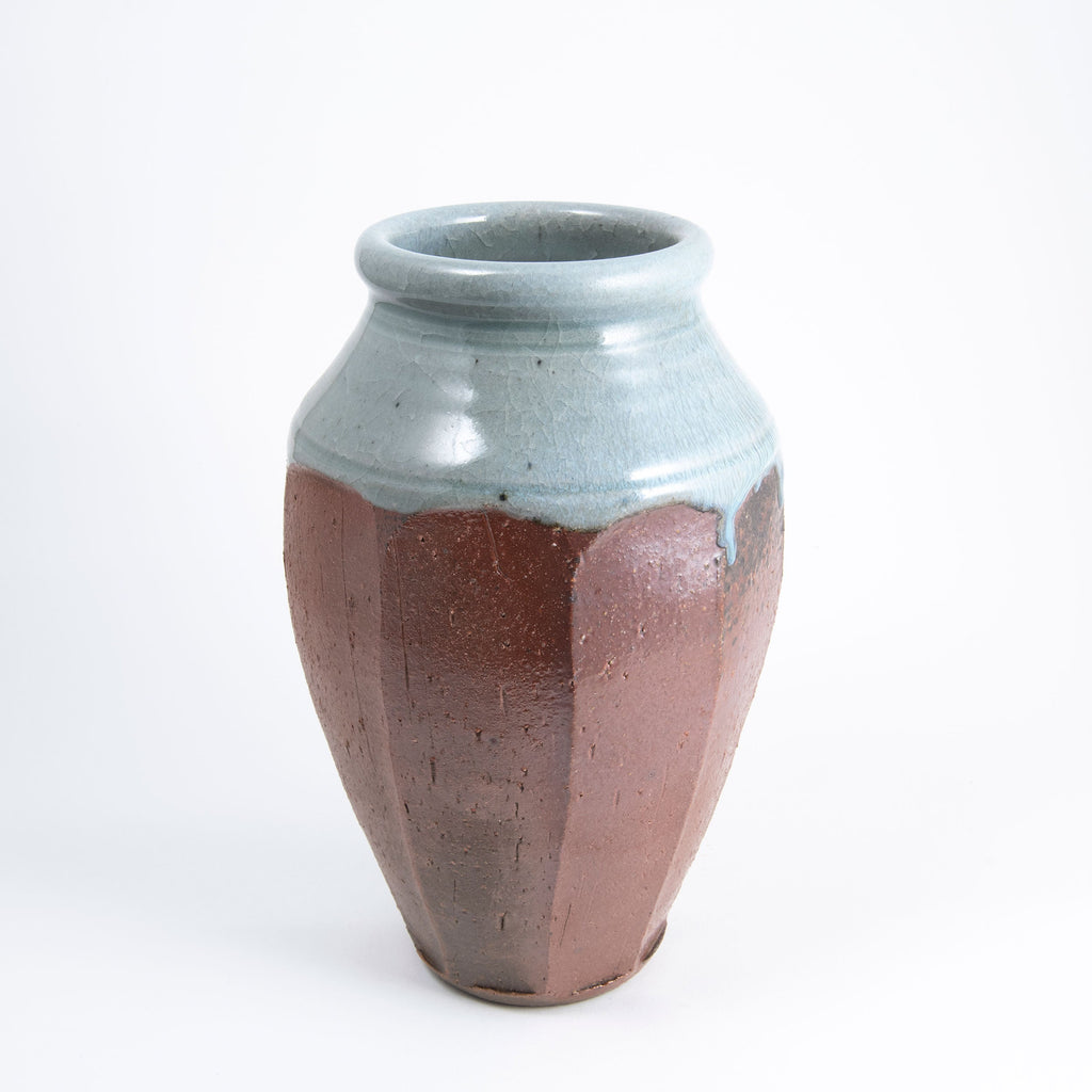 Vase haut à facettes