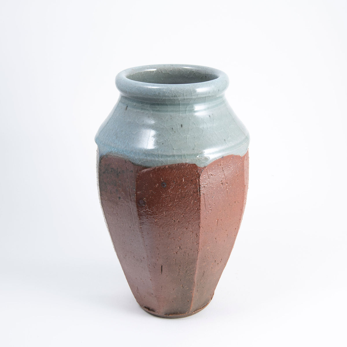 Vase haut à facettes