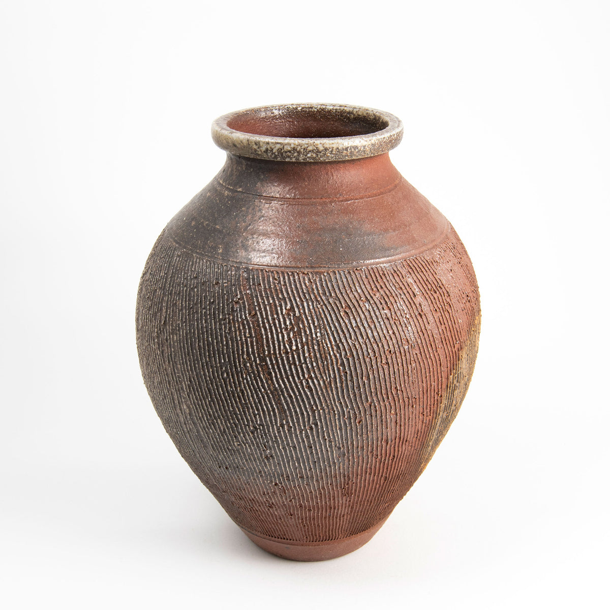 Vase texturé non émaillé