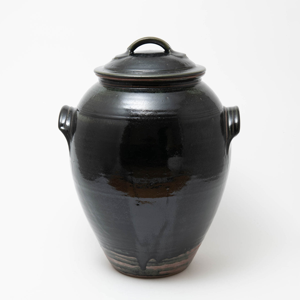 Pot en grès de taille moyenne avec couvercle